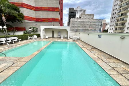 Apartamento à venda com 140m², 3 quartos e 2 vagasÁrea comum - Piscina
