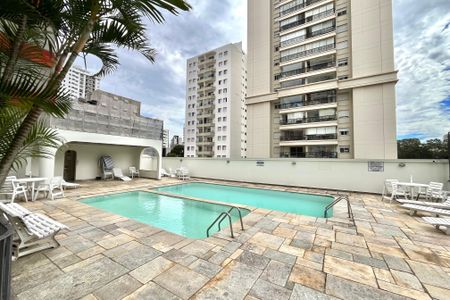 Apartamento à venda com 140m², 3 quartos e 2 vagasÁrea comum - Piscina