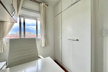 Apartamento à venda com 140m², 3 quartos e 2 vagasQuarto 2