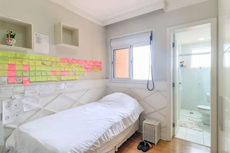 Apartamento à venda com 177m², 3 quartos e 4 vagasSuíte 2