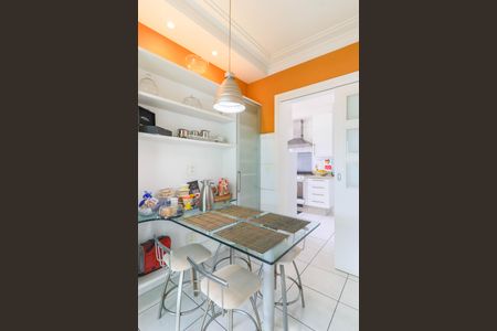 Apartamento à venda com 177m², 3 quartos e 4 vagasCopa