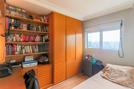 Apartamento à venda com 177m², 3 quartos e 4 vagasQuarto