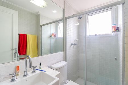 Apartamento à venda com 177m², 3 quartos e 4 vagasBanheiro Social