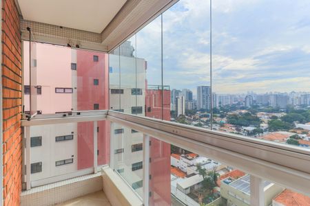 Apartamento à venda com 177m², 3 quartos e 4 vagasVaranda da Suíte 1