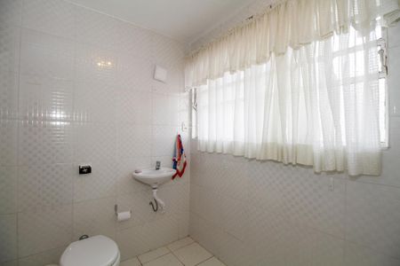 Apartamento para alugar com 145m², 2 quartos e 1 vaga Apartamento para alugar com 145m², 2 quartos e 1 vagaBanheiro
