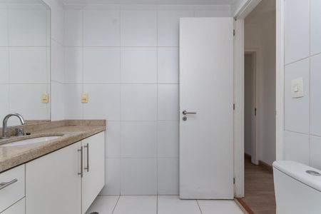 Apartamento à venda com 67m², 2 quartos e 1 vaga Apartamento à venda com 67m², 2 quartos e 1 vagaBanheiro do quarto 2 Suíte