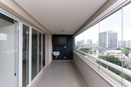 Apartamento à venda com 67m², 2 quartos e 1 vaga Apartamento à venda com 67m², 2 quartos e 1 vagaVaranda