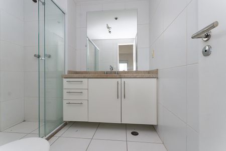Apartamento à venda com 67m², 2 quartos e 1 vaga Apartamento à venda com 67m², 2 quartos e 1 vagaBanheiro do quarto 2 Suíte