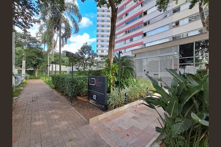 Apartamento à venda com 67m², 2 quartos e 1 vaga Apartamento à venda com 67m², 2 quartos e 1 vagaFachada