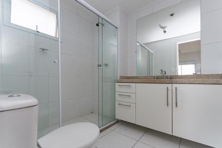Apartamento à venda com 67m², 2 quartos e 1 vaga Apartamento à venda com 67m², 2 quartos e 1 vagaBanheiro do quarto 2 Suíte