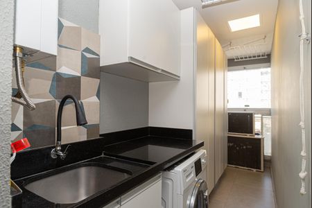 Apartamento à venda com 64m², 2 quartos e 1 vagaÁrea de Serviço