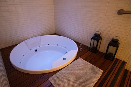 Apartamento à venda com 64m², 2 quartos e 1 vagaÁrea comum - Ofurô