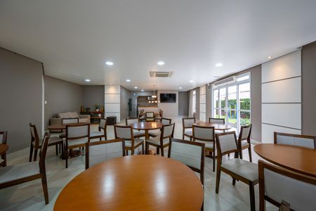 Apartamento à venda com 86m², 2 quartos e 2 vagas Apartamento à venda com 86m², 2 quartos e 2 vagasÁrea comum - Salão de festas