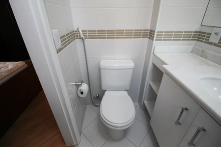 Apartamento para alugar com 74m², 3 quartos e 1 vaga Apartamento para alugar com 74m², 3 quartos e 1 vagaBanheiro da Suíte