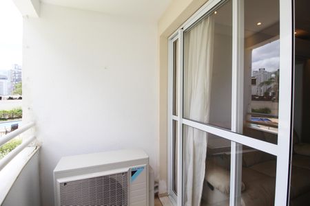 Apartamento para alugar com 74m², 3 quartos e 1 vaga Apartamento para alugar com 74m², 3 quartos e 1 vagaSacada