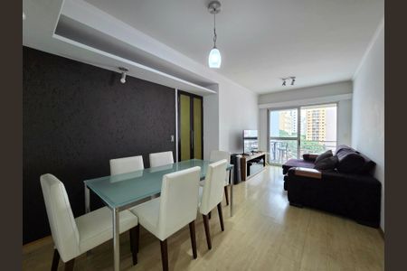 Apartamento para alugar com 78m², 3 quartos e 1 vagaSala