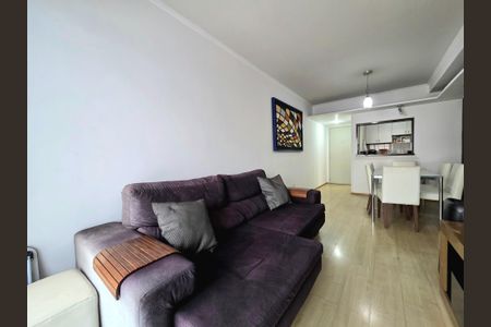 Sala de apartamento para alugar com 3 quartos, 78m² em Vila Olímpia, São Paulo