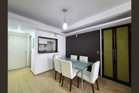 Sala de apartamento para alugar com 3 quartos, 78m² em Vila Olímpia, São Paulo