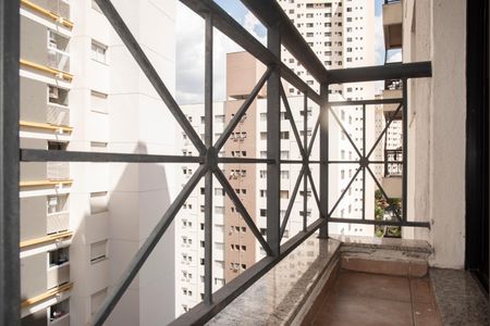 Varanda de apartamento para alugar com 2 quartos, 50m² em Chácara Inglesa, São Paulo