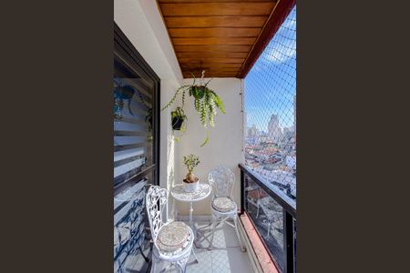 Apartamento à venda com 120m², 3 quartos e 3 vagasVaranda da Sala