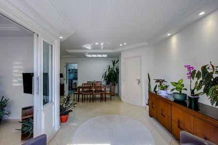 Apartamento à venda com 120m², 3 quartos e 3 vagasSala