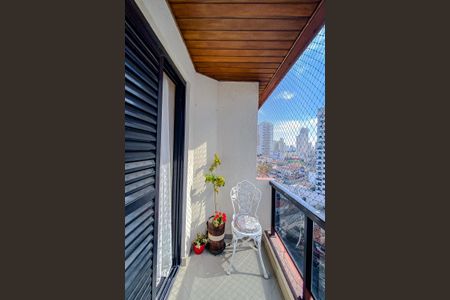 Apartamento à venda com 120m², 3 quartos e 3 vagasVaranda da Suíte 1