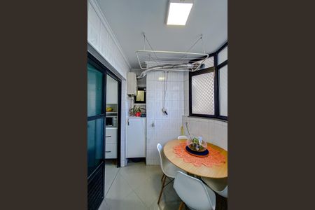 Apartamento à venda com 120m², 3 quartos e 3 vagasÁrea de Serviço