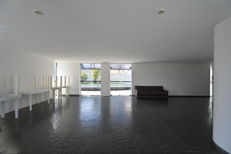 Apartamento à venda com 80m², 3 quartos e 1 vagaÁrea comum