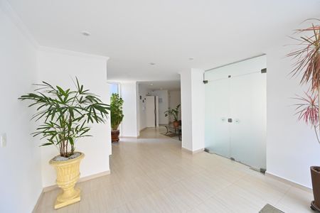 Apartamento à venda com 80m², 3 quartos e 1 vagaHall de entrada