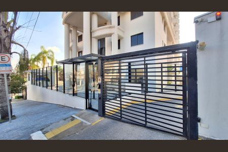 Apartamento para alugar com 55m², 2 quartos e 1 vagaFachada