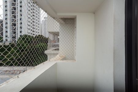 Apartamento para alugar com 55m², 2 quartos e 1 vaga Apartamento para alugar com 55m², 2 quartos e 1 vagaVaranda