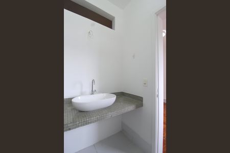 Apartamento à venda com 65m², 1 quarto e sem vagaBanheiro da Suíte