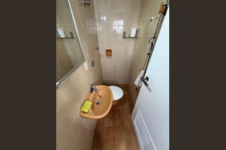 Apartamento para alugar com 180m², 3 quartos e 3 vagas Apartamento para alugar com 180m², 3 quartos e 3 vagasBanheiro da Suíte