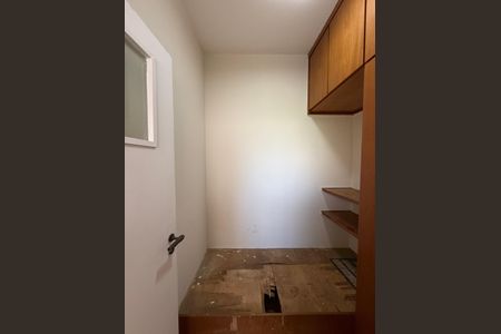 Apartamento para alugar com 180m², 3 quartos e 3 vagas Apartamento para alugar com 180m², 3 quartos e 3 vagasQuarto