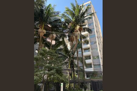 Apartamento para alugar com 180m², 3 quartos e 3 vagas Apartamento para alugar com 180m², 3 quartos e 3 vagasFachada