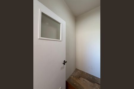 Apartamento para alugar com 180m², 3 quartos e 3 vagas Apartamento para alugar com 180m², 3 quartos e 3 vagasQuarto