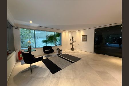 Apartamento para alugar com 180m², 3 quartos e 3 vagas Apartamento para alugar com 180m², 3 quartos e 3 vagasÁrea comum