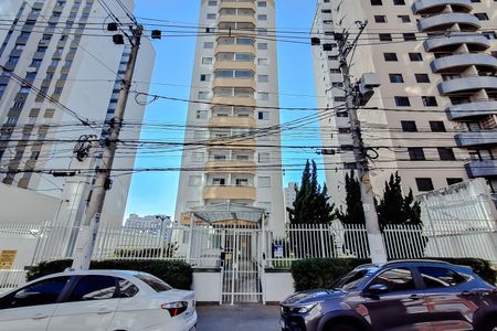 Apartamento para alugar com 42m², 1 quarto e 2 vagasFachada com Plaquinha