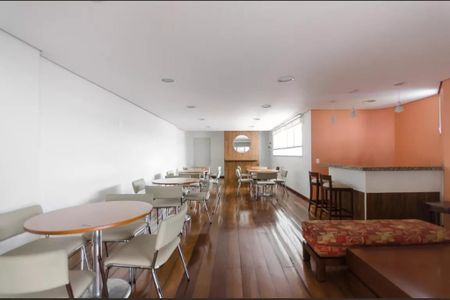 Apartamento para alugar com 125m², 3 quartos e 2 vagas Apartamento para alugar com 125m², 3 quartos e 2 vagasÁrea comum