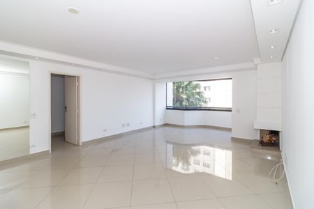 Apartamento para alugar com 125m², 3 quartos e 2 vagas Apartamento para alugar com 125m², 3 quartos e 2 vagasSala