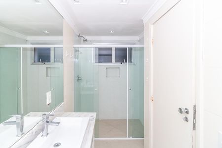 Apartamento para alugar com 125m², 3 quartos e 2 vagas Apartamento para alugar com 125m², 3 quartos e 2 vagasBanheiro da Suíte