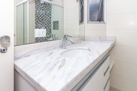 Apartamento para alugar com 125m², 3 quartos e 2 vagas Apartamento para alugar com 125m², 3 quartos e 2 vagasBanheiro