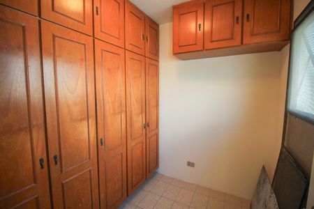 Apartamento para alugar com 128m², 3 quartos e 1 vaga Apartamento para alugar com 128m², 3 quartos e 1 vagaQuarto de serviço