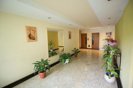 Apartamento para alugar com 128m², 3 quartos e 1 vaga Apartamento para alugar com 128m², 3 quartos e 1 vagaÁrea comum