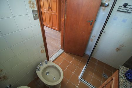 Apartamento para alugar com 128m², 3 quartos e 1 vaga Apartamento para alugar com 128m², 3 quartos e 1 vagaBanheiro da Suíte