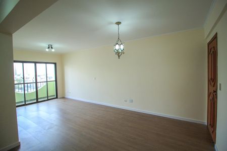 Apartamento para alugar com 128m², 3 quartos e 1 vaga Apartamento para alugar com 128m², 3 quartos e 1 vagaSala