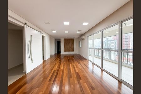 Apartamento à venda com 120m², 3 quartos e 2 vagasSala