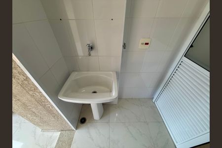 Apartamento para alugar com 63m², 2 quartos e 1 vagaÁrea de Serviço