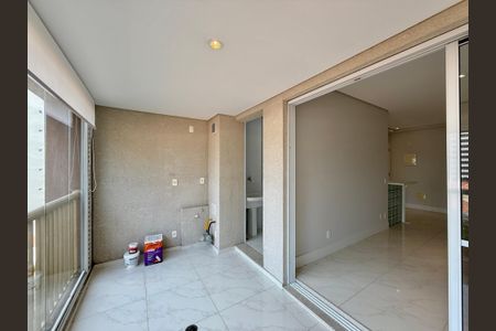 Apartamento para alugar com 63m², 2 quartos e 1 vagaSacada