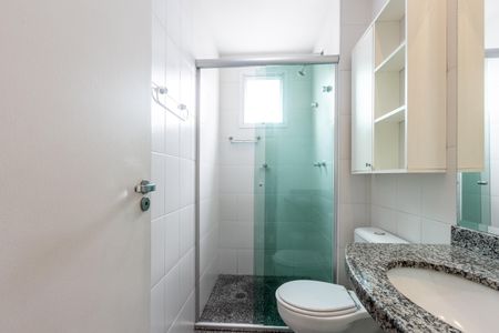 Apartamento para alugar com 72m², 2 quartos e 1 vagaBanheiro do Corredor